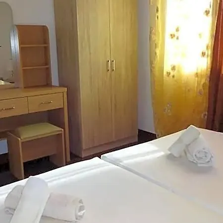 Hotel Alexandros 1 By Frangki 3*